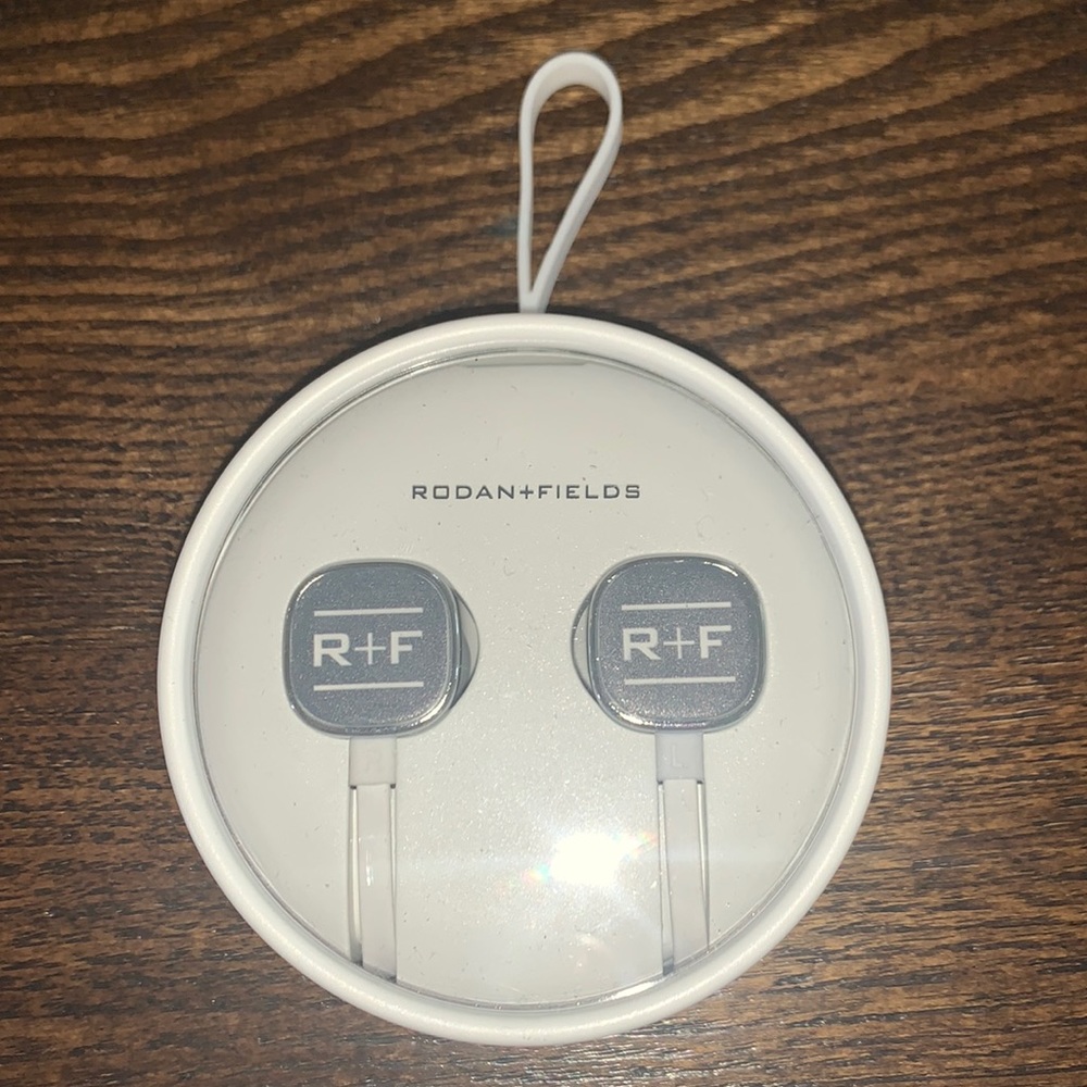 Sugar Budz in ear wireless headphones
